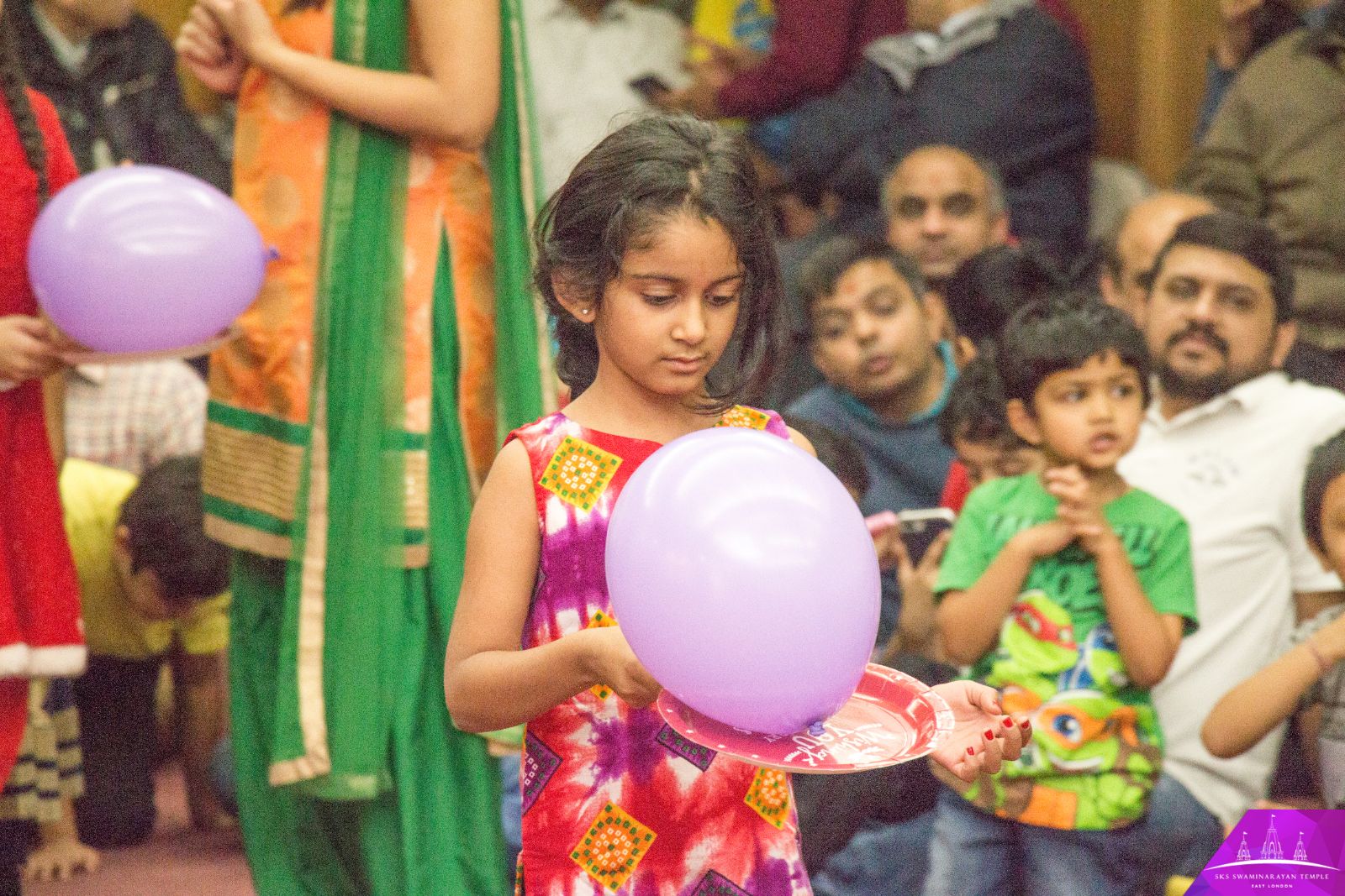 ©1987-2017 SKS Swaminarayan Temple East London